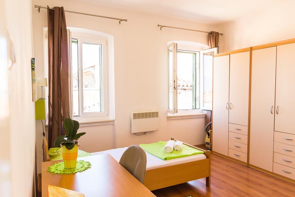 Apartment Mia Rijeka Buitenkant foto