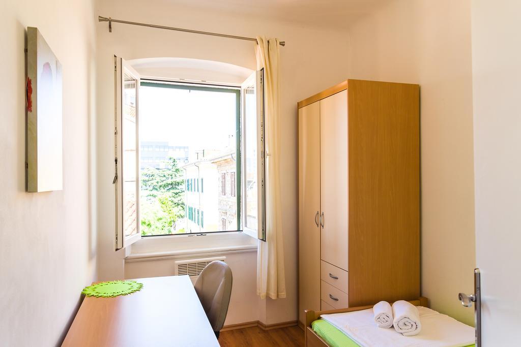 Apartment Mia Rijeka Buitenkant foto